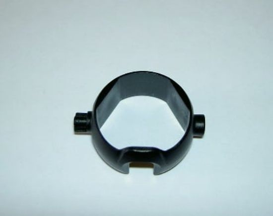 R103957